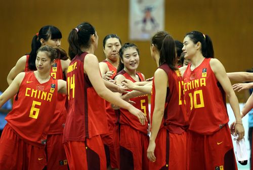 中国女篮vs哈萨克斯坦女篮的相关图片