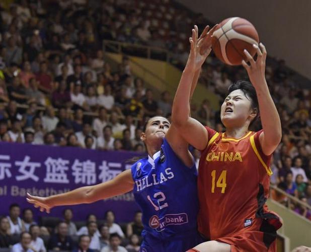 中国女篮vs防守强硬球队的相关图片