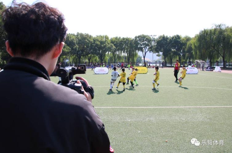 校园足球直播上海的相关图片