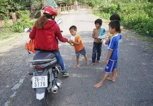 越南小孩vs中国小孩视频的相关图片